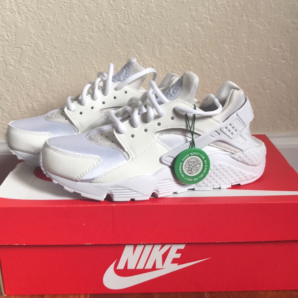 Wmns Air Huarache Run
